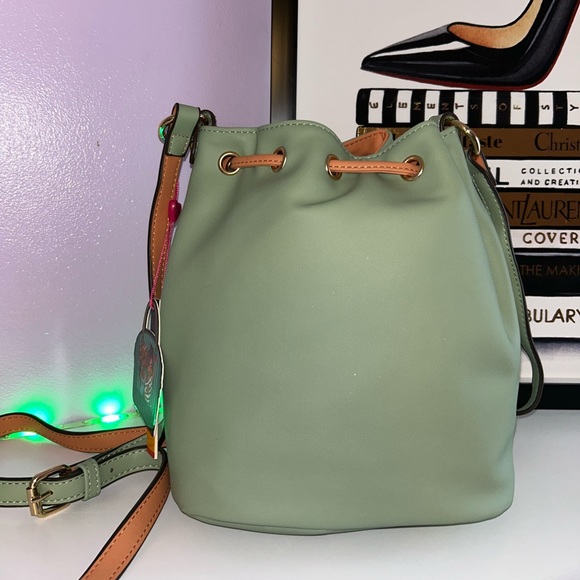 Bucket Bag - Picture 3 of 6